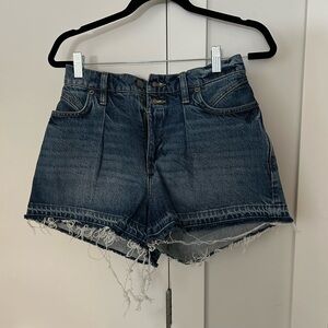 Frame distressed Jean shorts